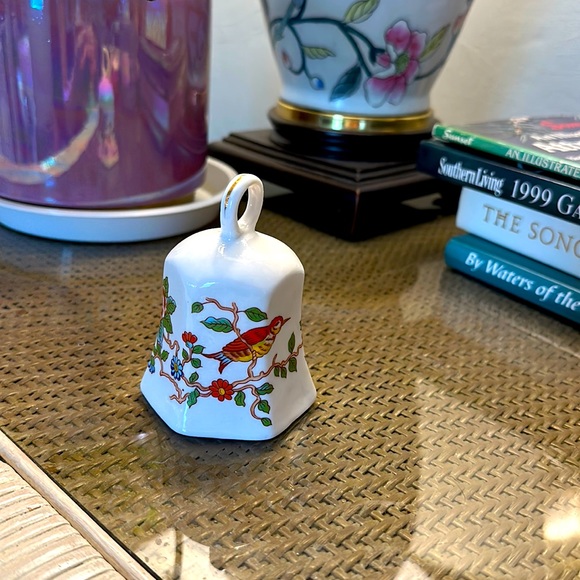 John Aynsley Pembroke Bone China Blue Bird & Floral Bell - Picture 1 of 7